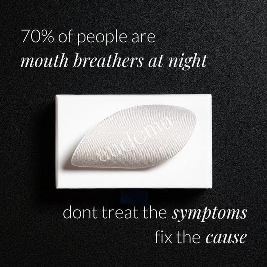 Audemu Nasenpflaster auf einem schwarzen Hintergrund mit weißer Schrift dont-treat-symptoms-fix-the-cause